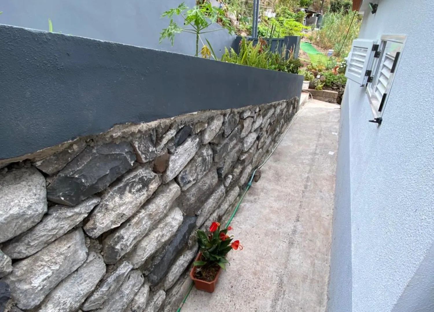 Lovely Newly Refurbished, 1 Bedroom Top Floor Apartment With Sea Views, Fast Wi-Fi Cable Tv And Netflix Ribeira Brava